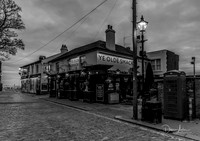 Ye Olde Smack Inn BW