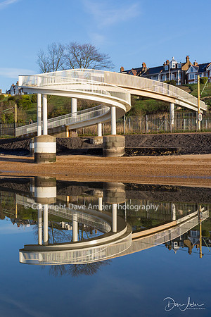 Chalkwell footbridge portrait