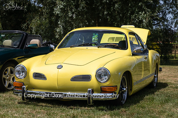 Volkswagen Karmann Ghia